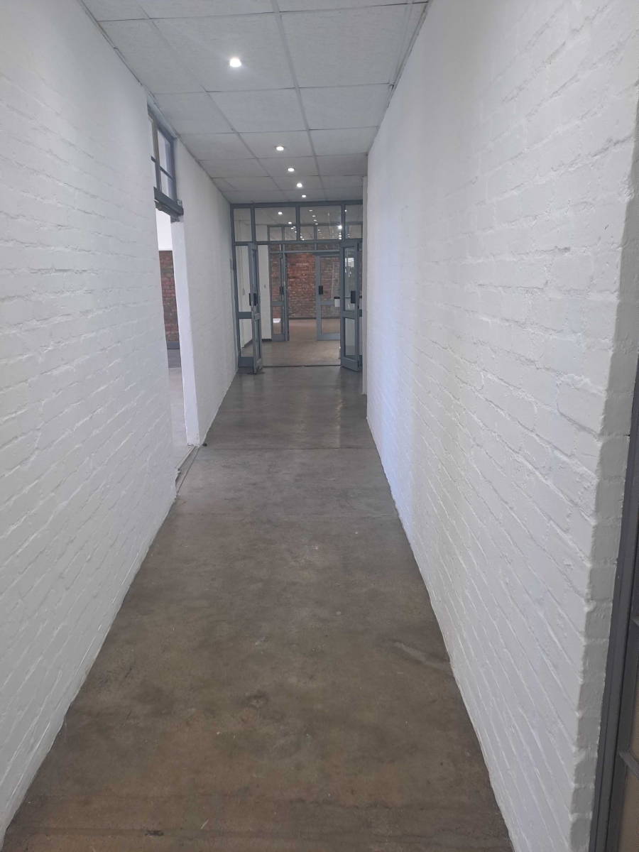 To Let commercial Property for Rent in Paarden Eiland Western Cape